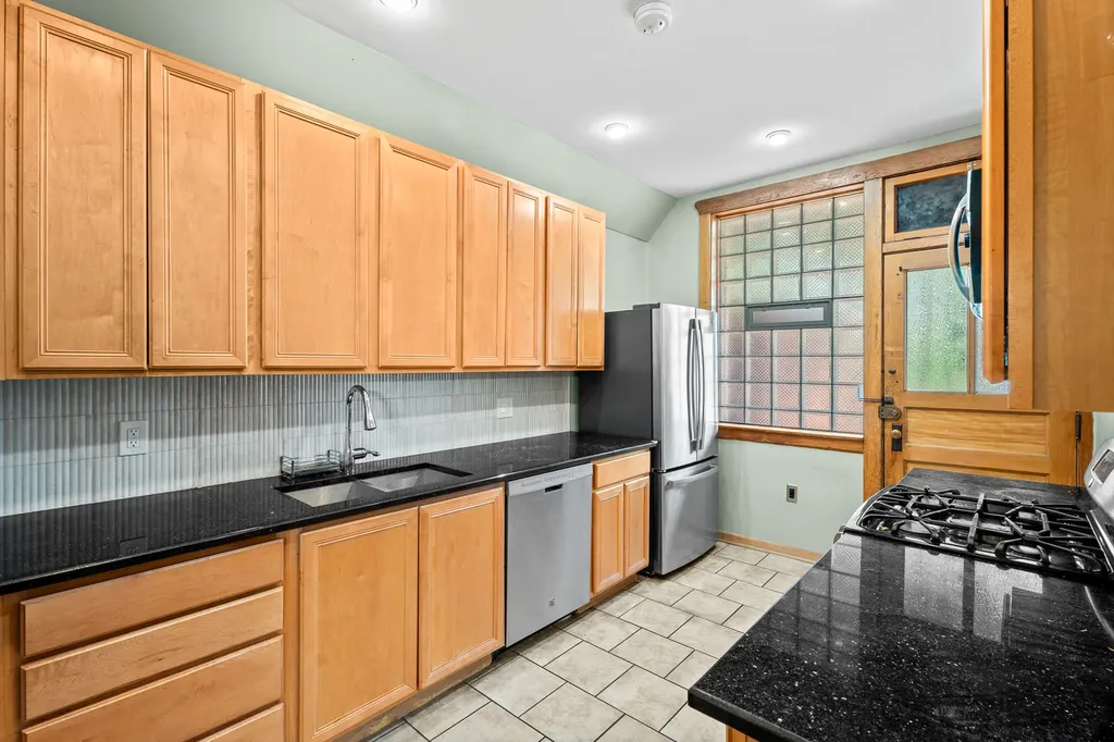 5437 South Hyde Park Boulevard Chicago IL 60615