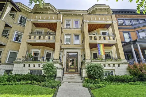 5437 South Hyde Park Boulevard Chicago IL 60615