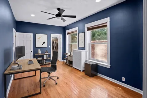5437 South Hyde Park Boulevard Chicago IL 60615