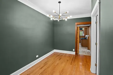 5437 South Hyde Park Boulevard Chicago IL 60615