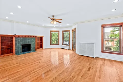 5437 South Hyde Park Boulevard Chicago IL 60615