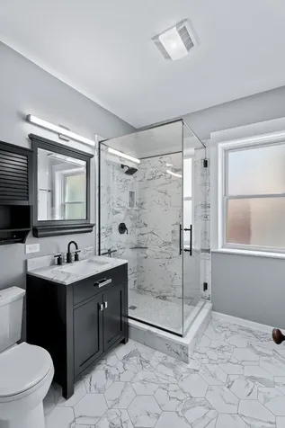 5437 South Hyde Park Boulevard Chicago IL 60615