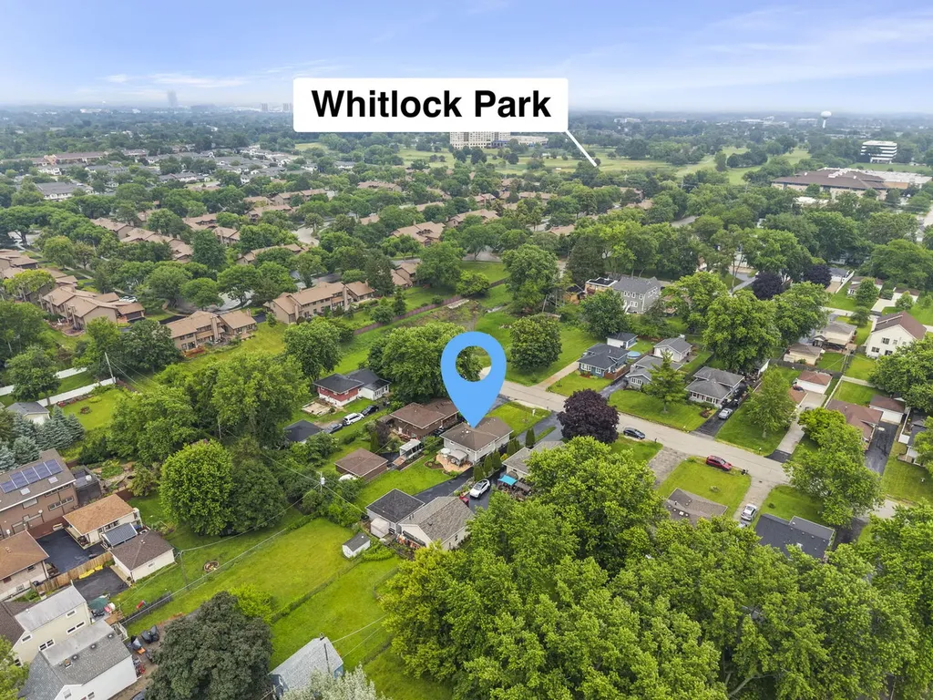 3904 North Adams Street Westmont IL 60559