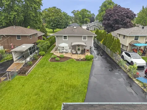 3904 North Adams Street Westmont IL 60559