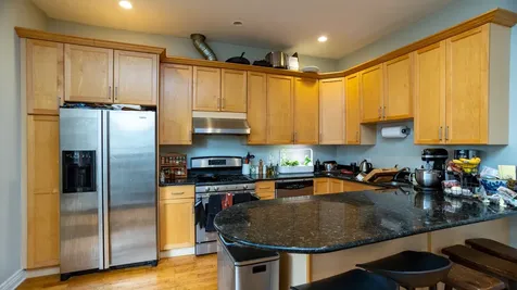 2438 North Washtenaw Avenue Chicago IL 60647