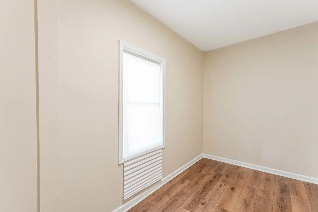 7526 South Honore Street Chicago IL 60620