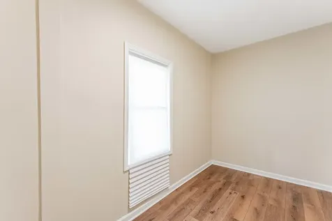 7526 South Honore Street Chicago IL 60620