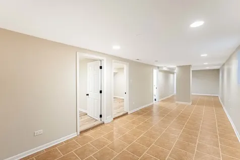 7526 South Honore Street Chicago IL 60620