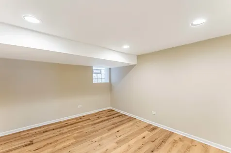 7526 South Honore Street Chicago IL 60620