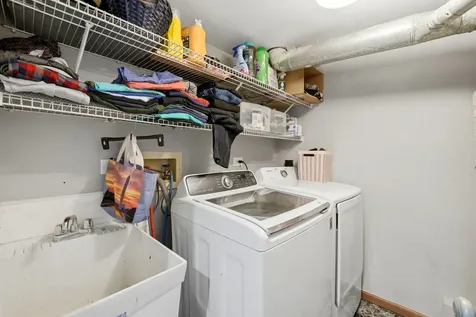 10 Washington Court Streamwood IL 60107
