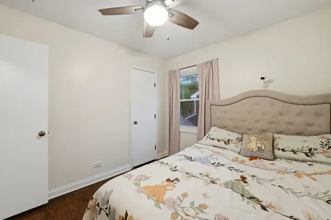 10 Washington Court Streamwood IL 60107