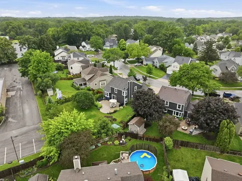 10 Washington Court Streamwood IL 60107