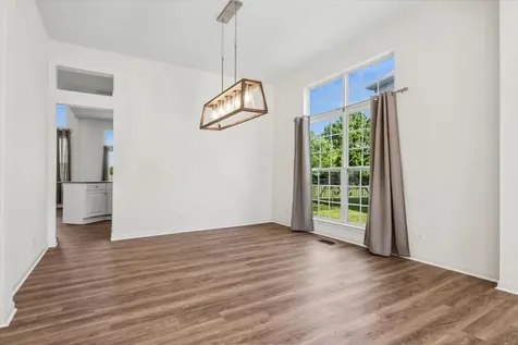 6623 Majestic Way Carpentersville IL 60110