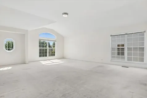 6623 Majestic Way Carpentersville IL 60110
