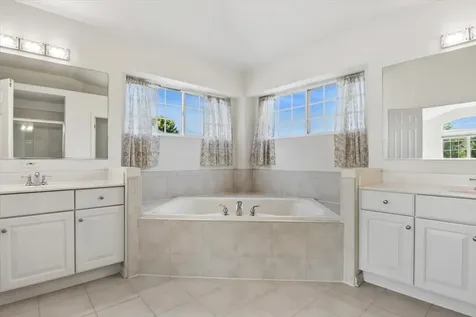 6623 Majestic Way Carpentersville IL 60110