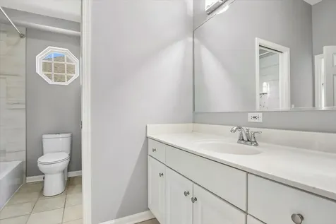 6623 Majestic Way Carpentersville IL 60110