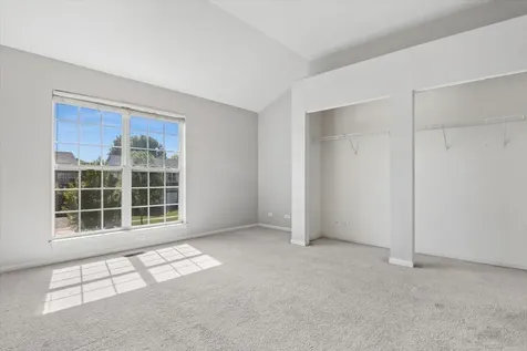 6623 Majestic Way Carpentersville IL 60110