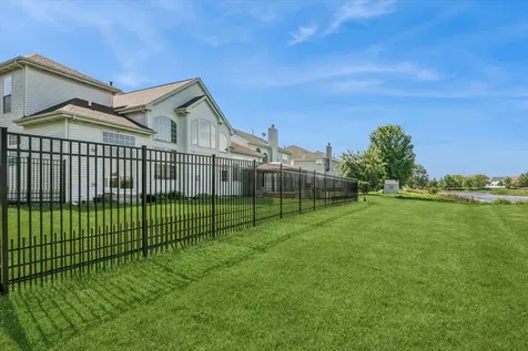 6623 Majestic Way Carpentersville IL 60110