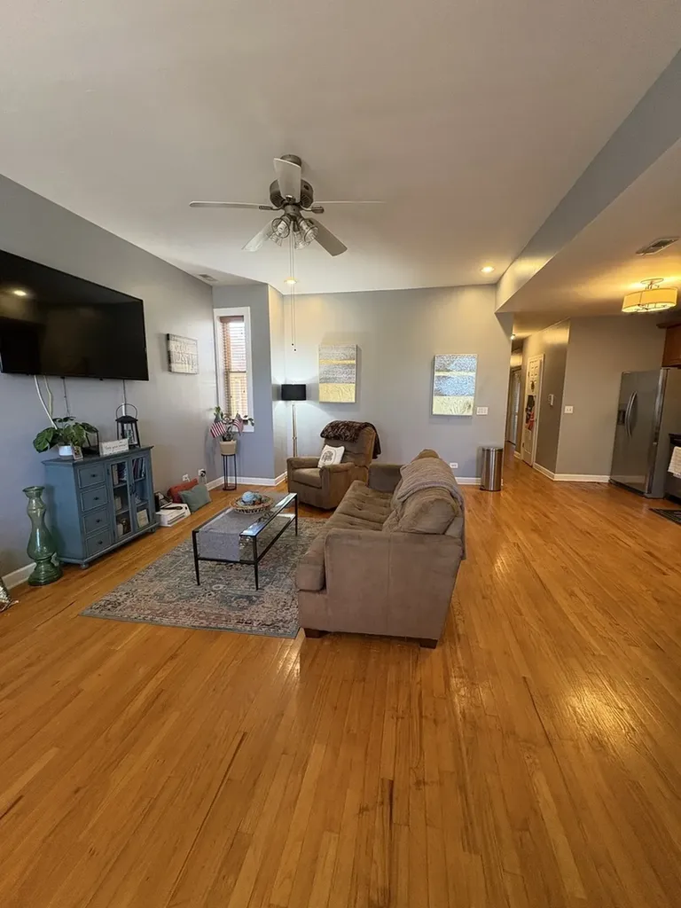 6435 South Kenwood Avenue Chicago IL 60637