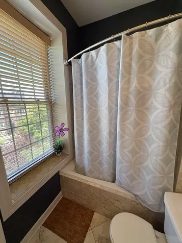 6435 South Kenwood Avenue Chicago IL 60637