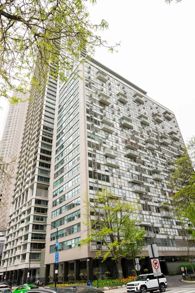 1000 North Lake Shore Drive Chicago IL 60611