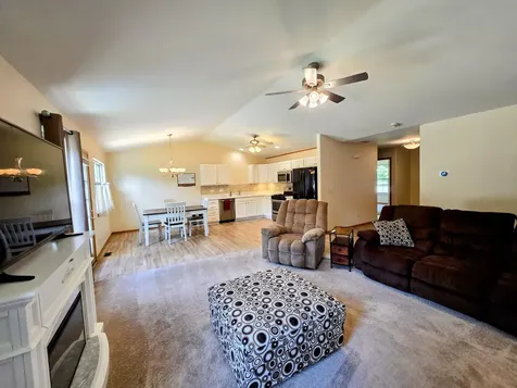 963 Brown Drive Momence IL 60954