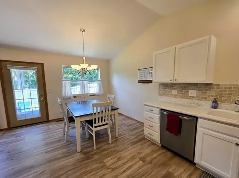 963 Brown Drive Momence IL 60954