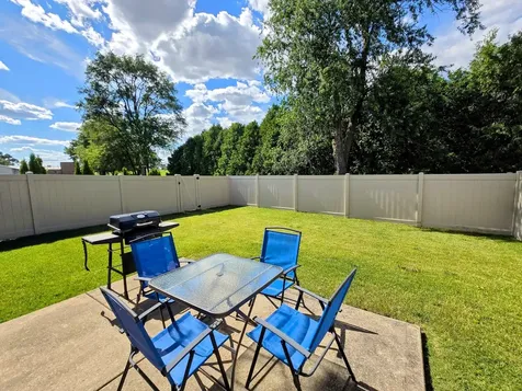 963 Brown Drive Momence IL 60954
