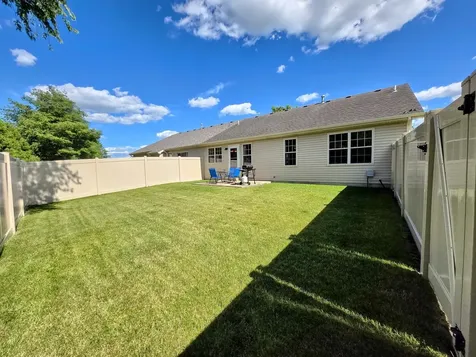 963 Brown Drive Momence IL 60954