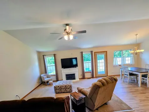 963 Brown Drive Momence IL 60954