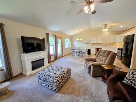 963 Brown Drive Momence IL 60954