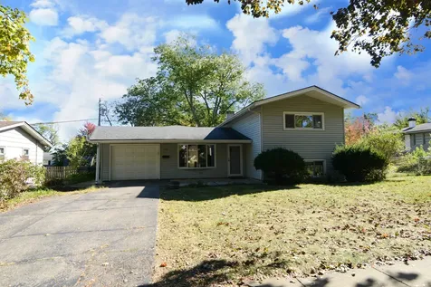 134 South 19th Street St. Charles IL 60174