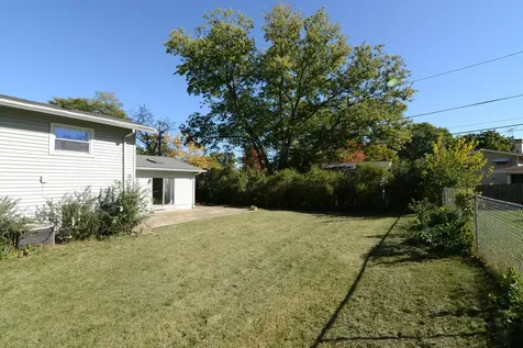 134 South 19th Street St. Charles IL 60174