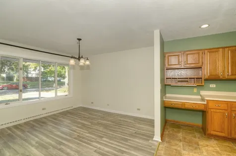 134 South 19th Street St. Charles IL 60174