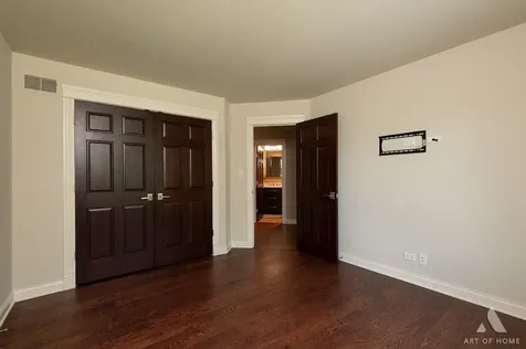 1290 119TH Street Lemont IL 60439