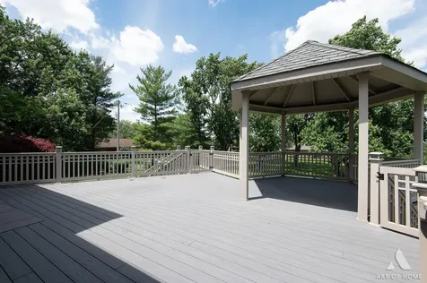 1290 119TH Street Lemont IL 60439