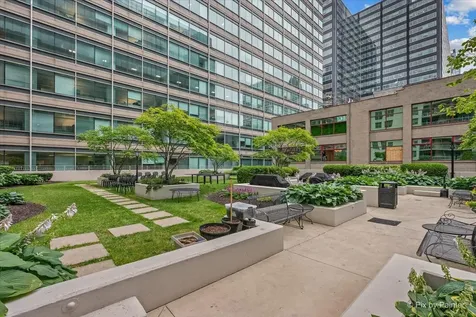 125 South Jefferson Street Chicago IL 60661