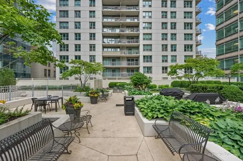 125 South Jefferson Street Chicago IL 60661
