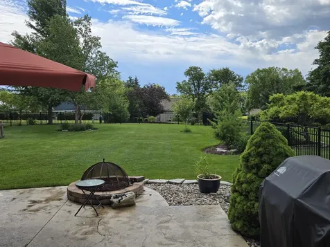26233 West Leslie Drive Channahon IL 60410