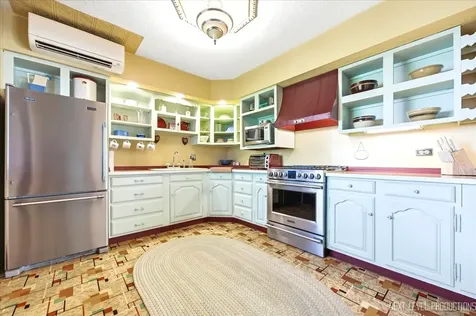 3728 Cuyler Avenue Berwyn IL 60402