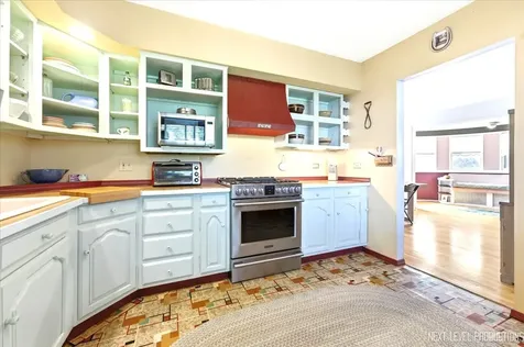 3728 Cuyler Avenue Berwyn IL 60402