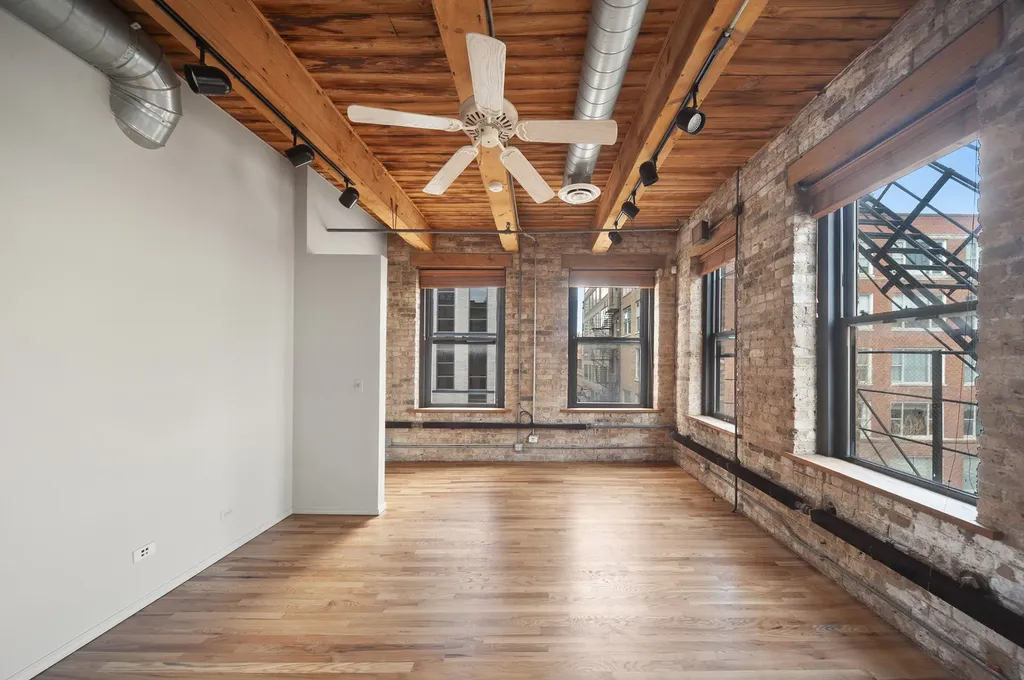 368 West Huron Street Chicago IL 60654