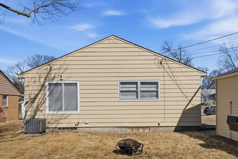 2550 26TH Street Rock Island IL 61201