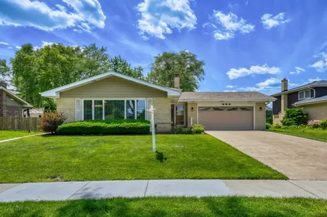 532 Summit Drive Schaumburg IL 60193