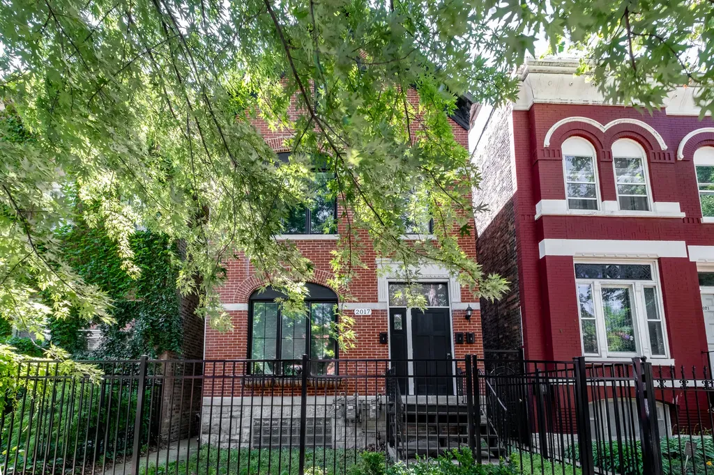 2017 West Huron Street Chicago IL 60612