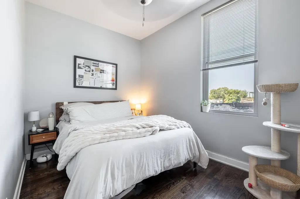 2017 West Huron Street Chicago IL 60612