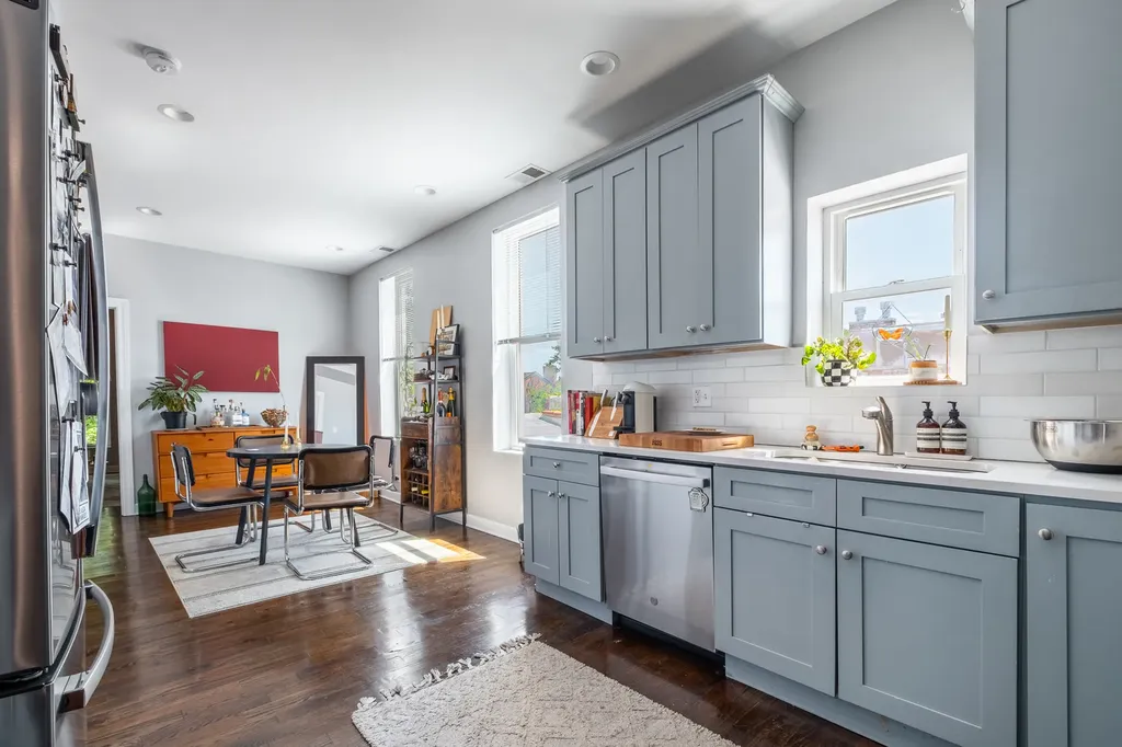 2017 West Huron Street Chicago IL 60612