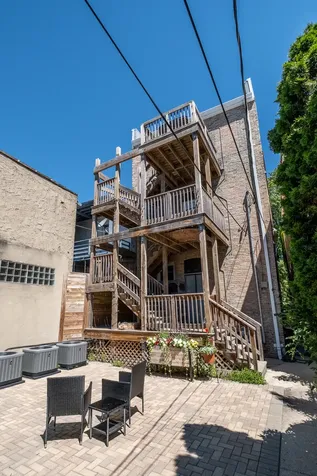 2017 West Huron Street Chicago IL 60612