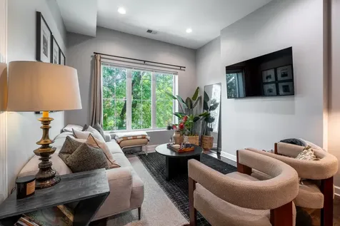 2017 West Huron Street Chicago IL 60612