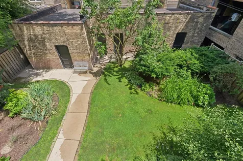 927 Hinman Avenue Evanston IL 60202